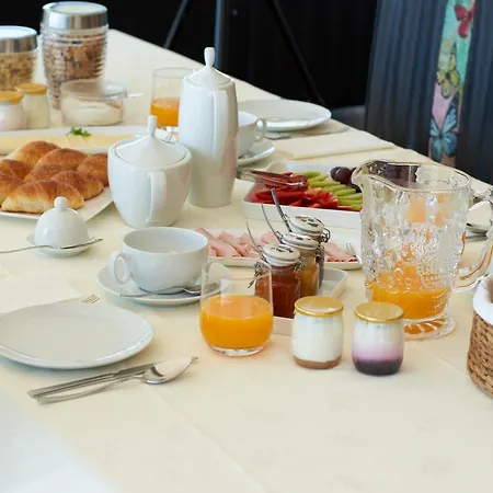 Quinta Rainha Santa Mafalda Villa *